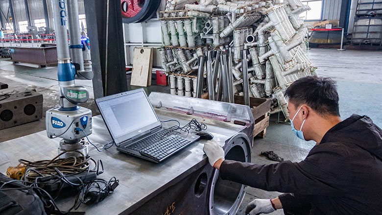 Portable three-dimensional coordinate measuring machine